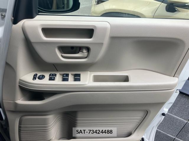 Honda N BOX 2018-07 8830622-5