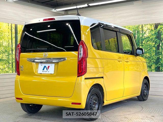 Honda N BOX 2017-09 8830629-16
