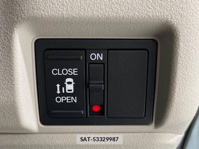 Honda N BOX 2024-04 8830589-4
