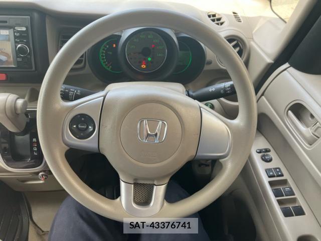 Honda N BOX 2013-03 8830655-10