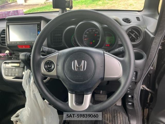 Honda N BOX 2016-02 8830651-12