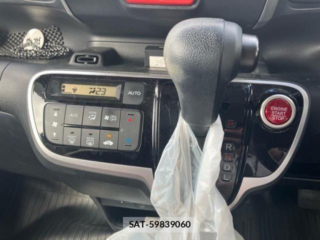 Honda N BOX 2016-02 8830651-18
