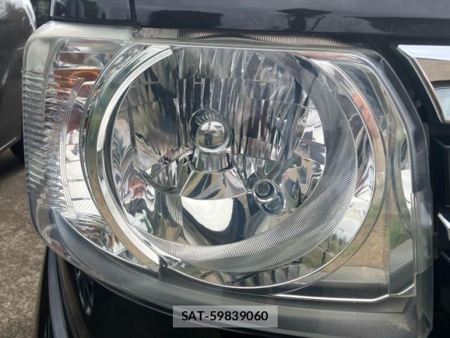 Honda N BOX 2016-02 8830651-3