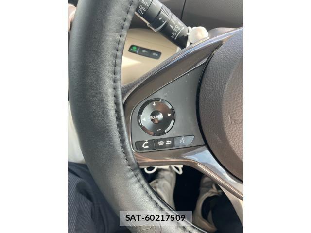 Honda N BOX 2017-12 8830643-11