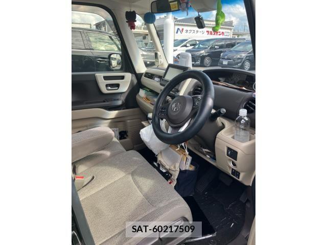 Honda N BOX 2017-12 8830643-20
