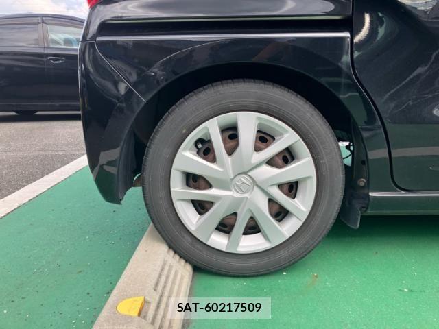 Honda N BOX 2017-12 8830643-6