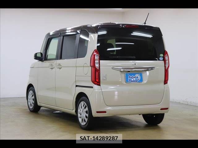 Honda N BOX 2019-01 8830612-19