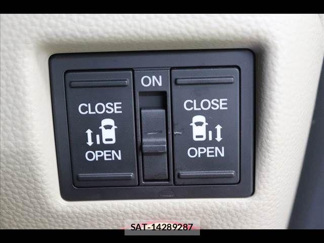Honda N BOX 2019-01 8830612-3