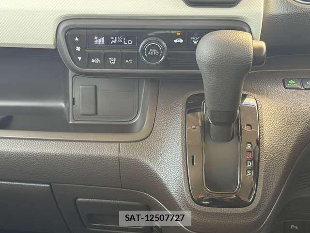 Honda N BOX 2021-01 8830608-2