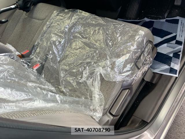 Honda N BOX 2019-09 8830638-16