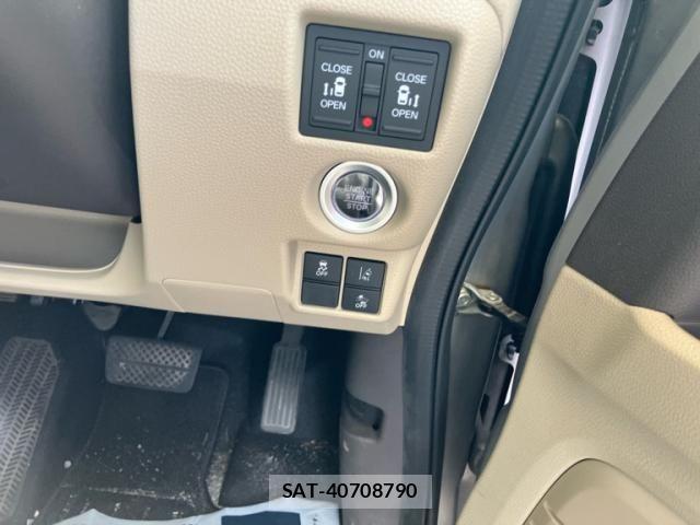 Honda N BOX 2019-09 8830638-17