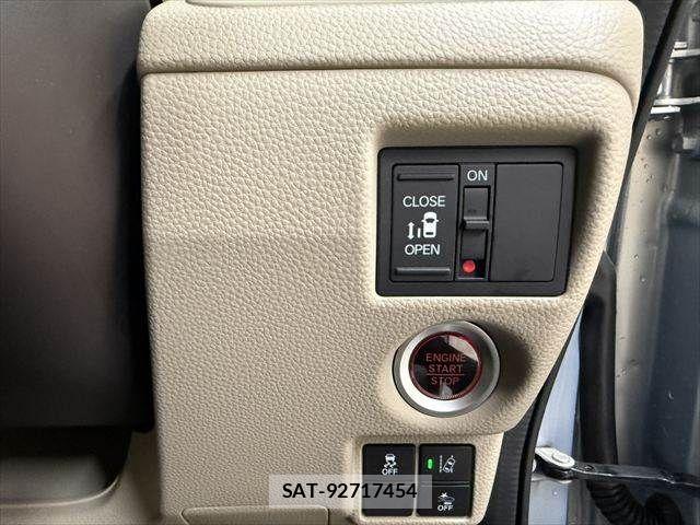 Honda N BOX 2019-09 8830610-7