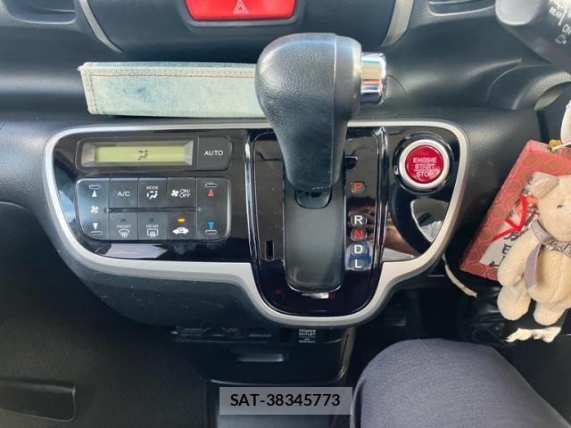 Honda N BOX 2013-06 8830653-16