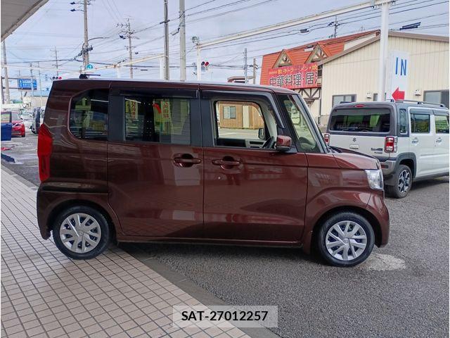 Honda N BOX 2022-01 8830615-3