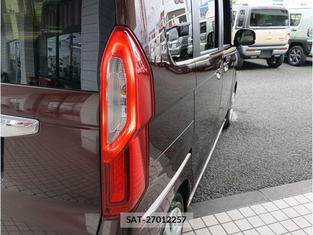 Honda N BOX 2022-01 8830615-6