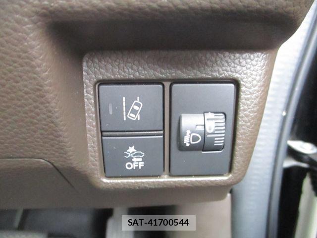 Honda N BOX 2022-11 8830623-10
