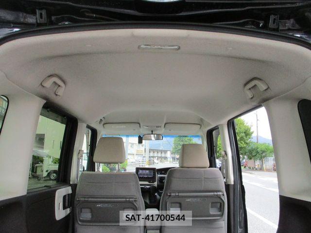 Honda N BOX 2022-11 8830623-25