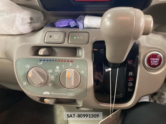 Honda N BOX 2012-03 8830652-10