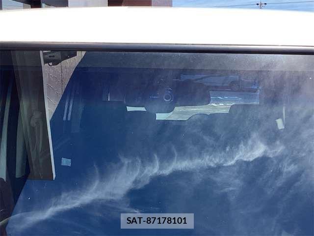 Honda N BOX 2015-05 8830632-13