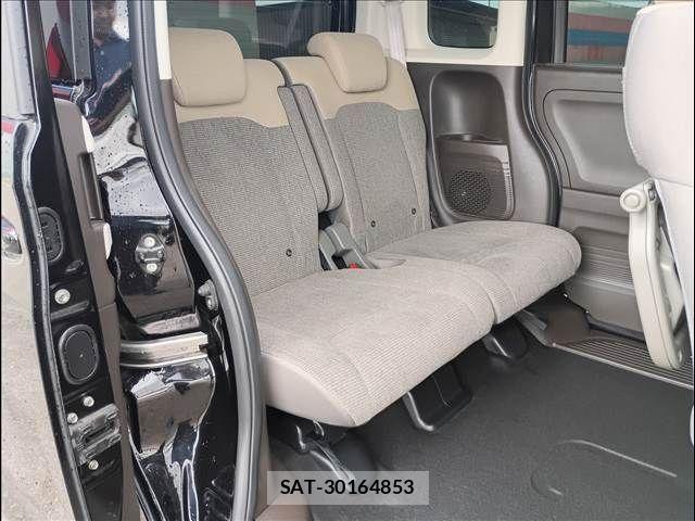 Honda N BOX 2022-01 8830631-19
