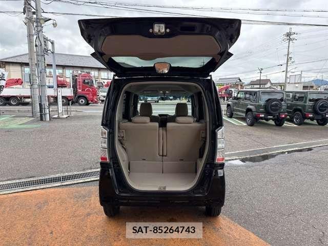 Honda N BOX 2012-02 8830642-11