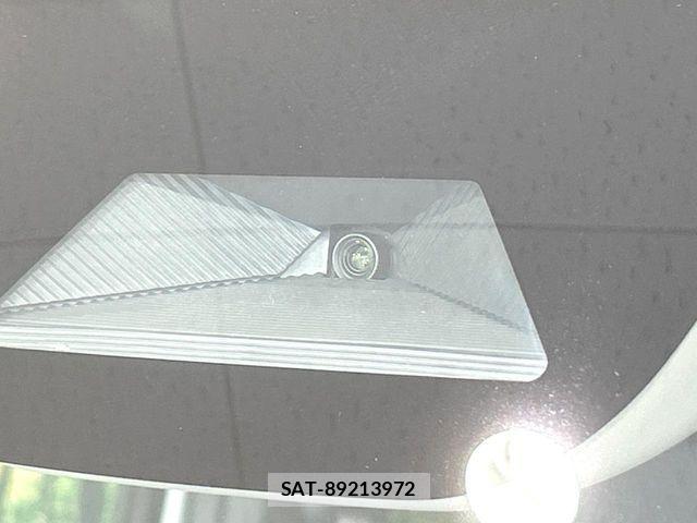 Honda N BOX 2023-11 8830586-4