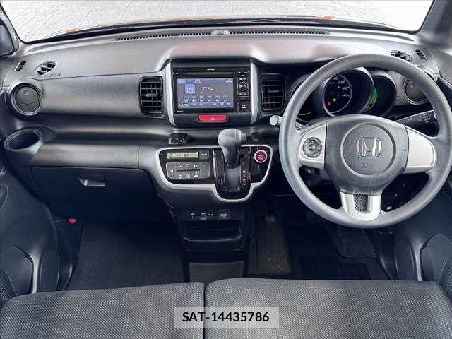 Honda N BOX 2016-04 8830639-1