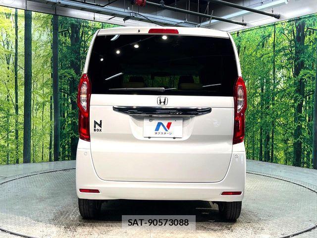 Honda N BOX 2019-03 8830592-14