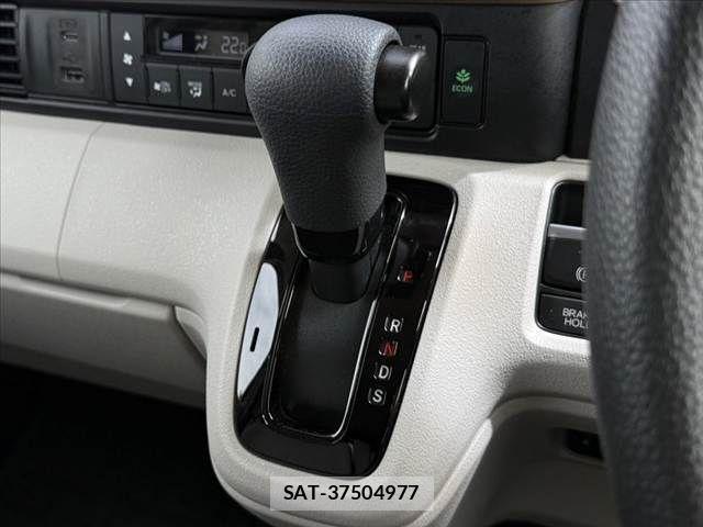 Honda N BOX 2024-01 8830598-26