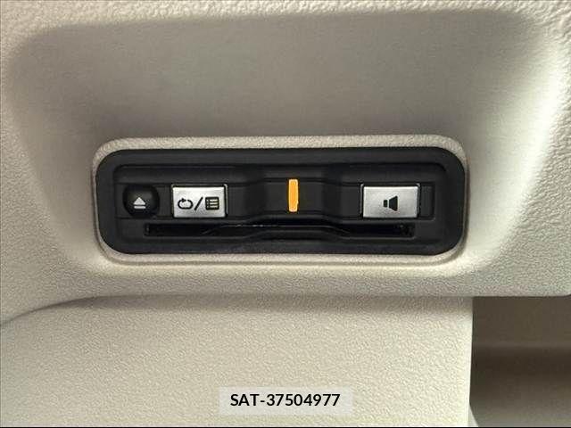 Honda N BOX 2024-01 8830598-5