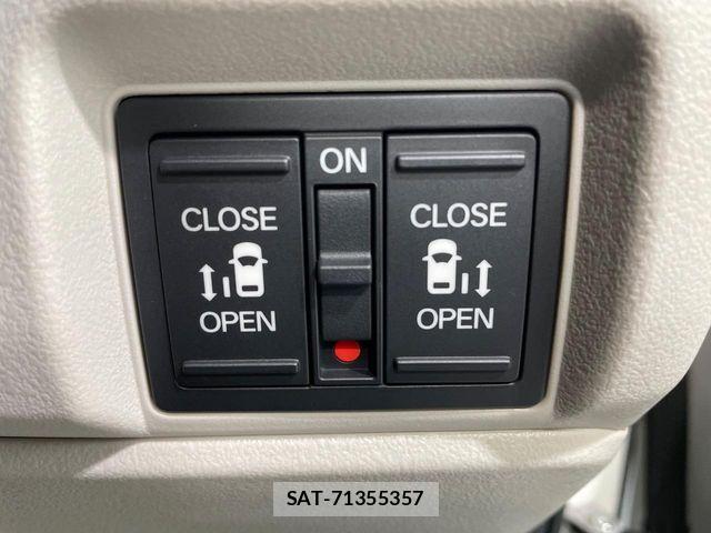 Honda N BOX 2023-11 8830601-4