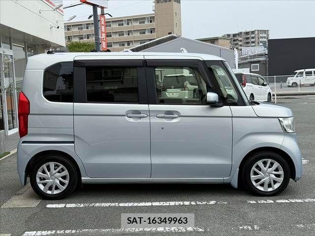Honda N BOX 2018-09 8830627-11