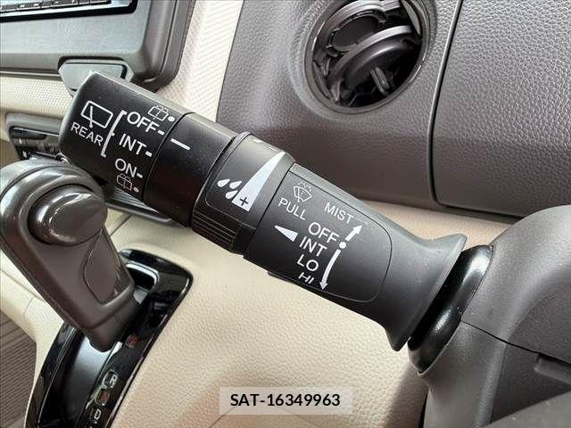Honda N BOX 2018-09 8830627-26