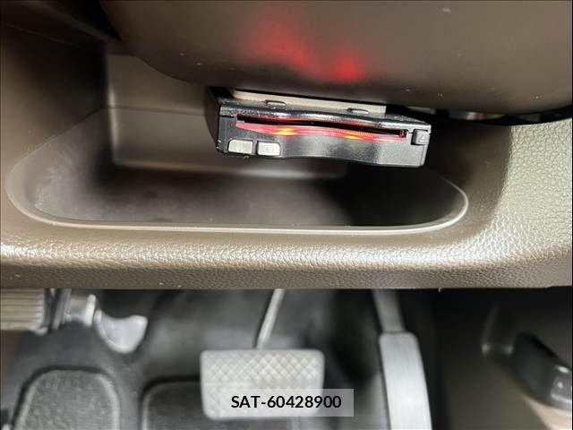 Honda N BOX 2021-08 8850061-24