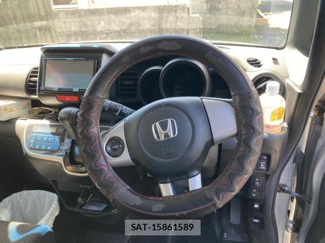 Honda N BOX 2015-02 8850077-16