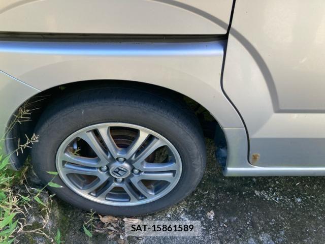 Honda N BOX 2015-02 8850077-6