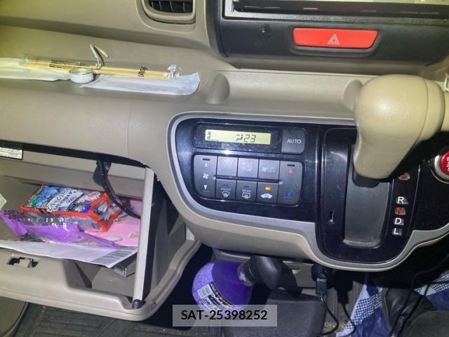 Honda N BOX 2013-05 8850079-23