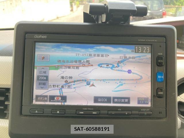 Honda N BOX 2017-09 8850075-24