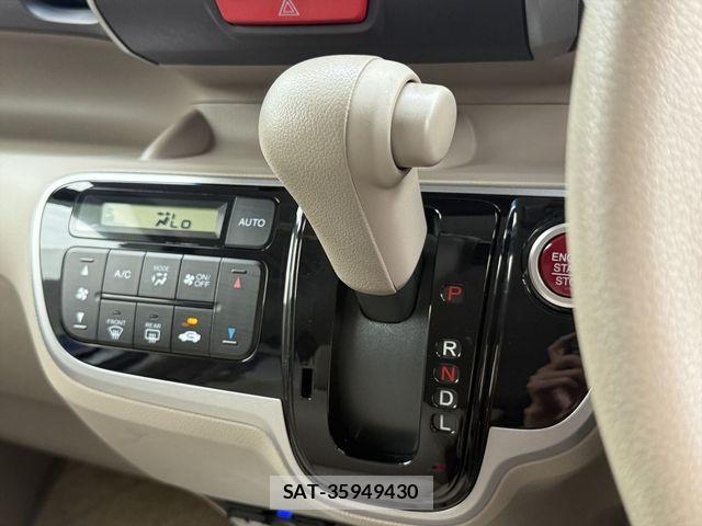 Honda N BOX 2013-08 8850072-15