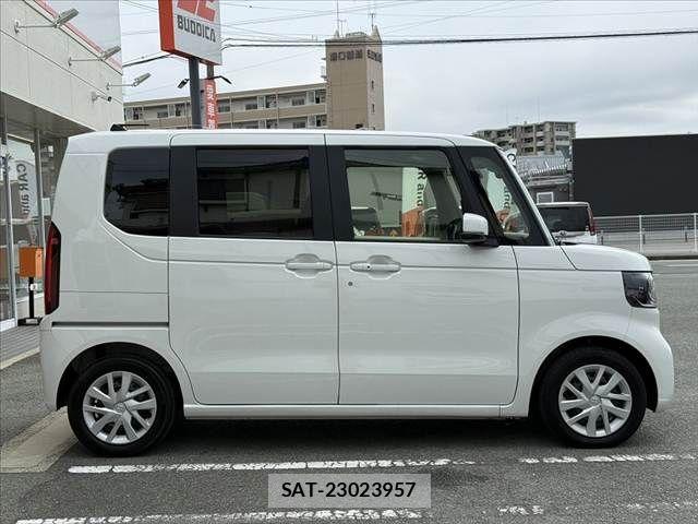 Honda N BOX 2025-09 8850042-11