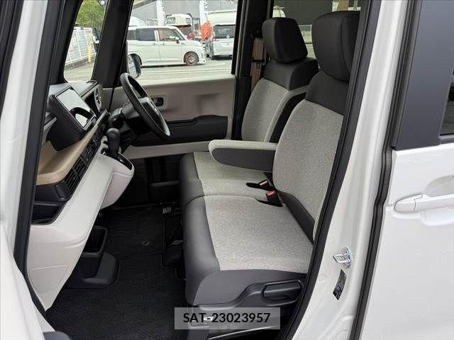 Honda N BOX 2025-09 8850042-16