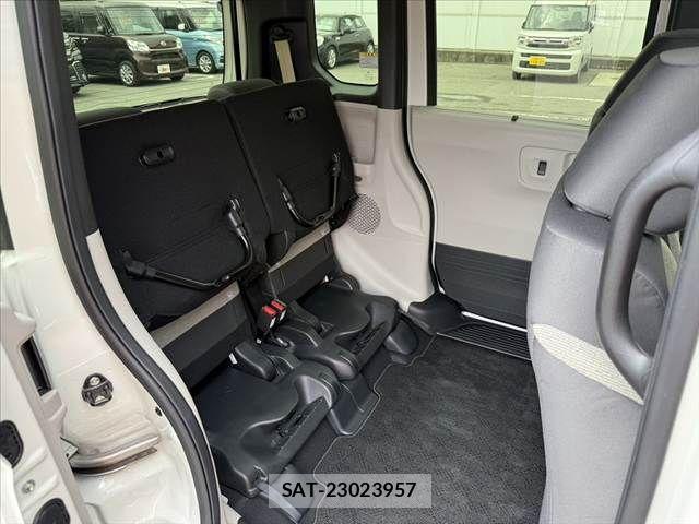 Honda N BOX 2025-09 8850042-21