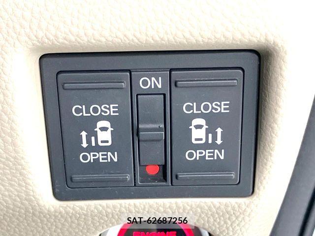 Honda N BOX 2017-11 8850060-5