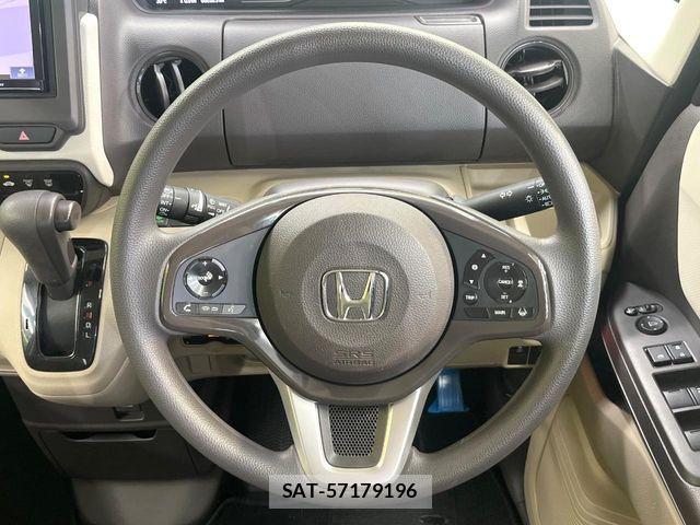 Honda N BOX 2018-03 8850055-10