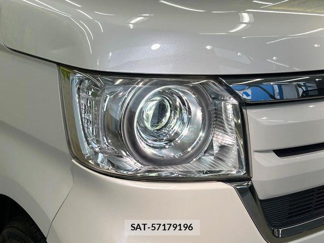Honda N BOX 2018-03 8850055-11