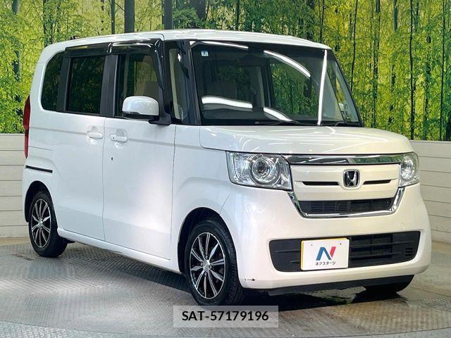 Honda N BOX 2018-03 8850055-15