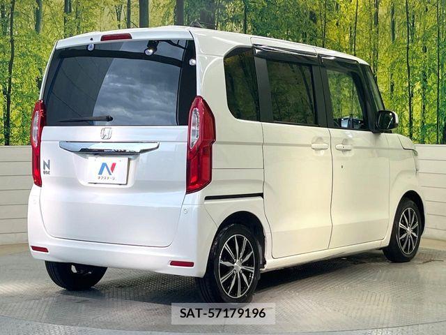 Honda N BOX 2018-03 8850055-16