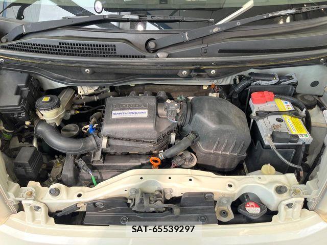 Honda N BOX 2016-10 8850056-18