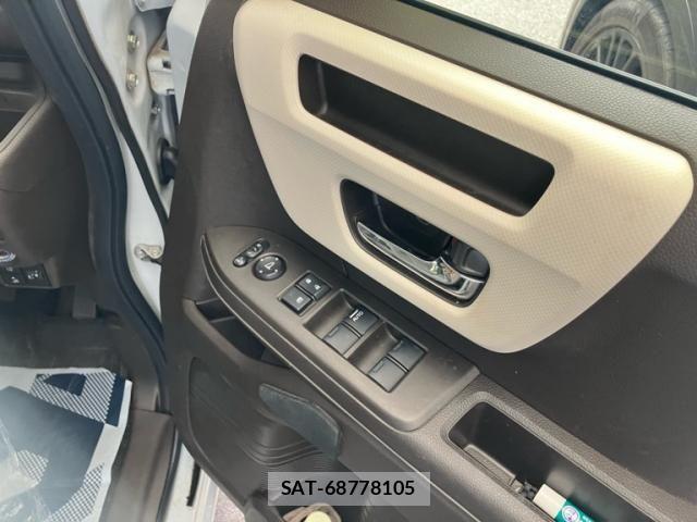 Honda N BOX 2022-02 8850049-17
