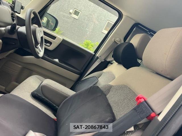 Honda N BOX 2018-11 8850058-9